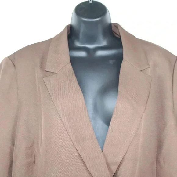 AWARE - Picture 2 of 8